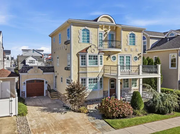 103 S Gladstone Ave, Margate, NJ 08402