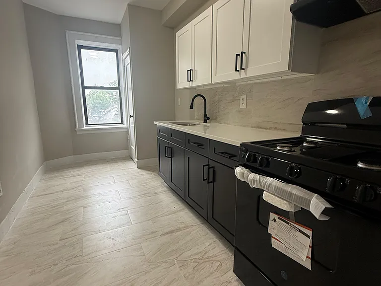 1000 S Orange Ave #202 — Photo 2