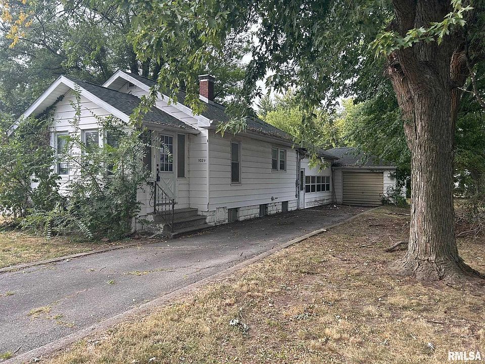 1st image of 1029 W Rich St