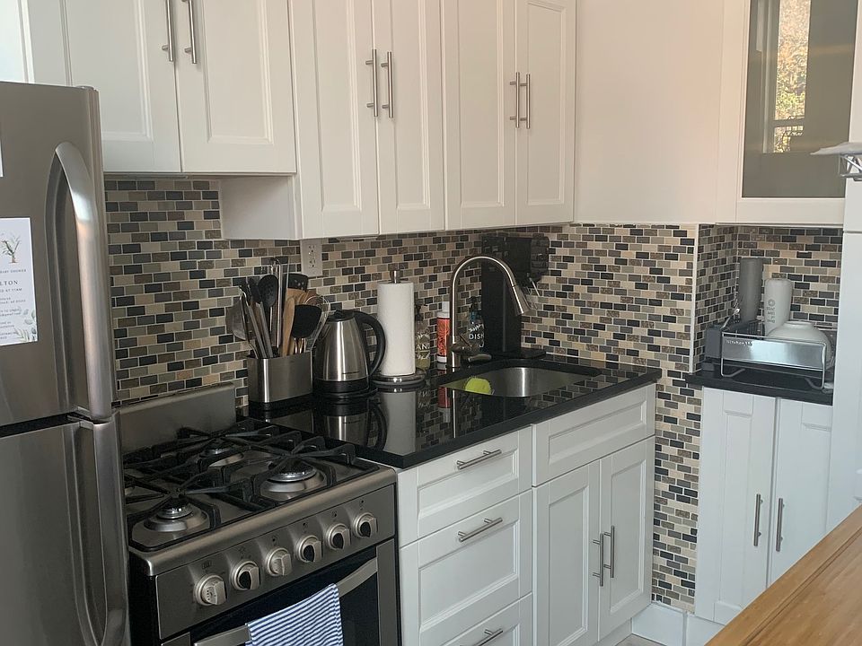 1st image of 120 Atlantic Ave APT 1A