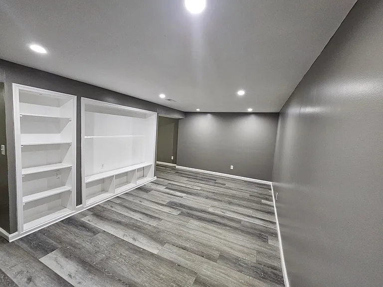 8905 Bold St — Photo 22