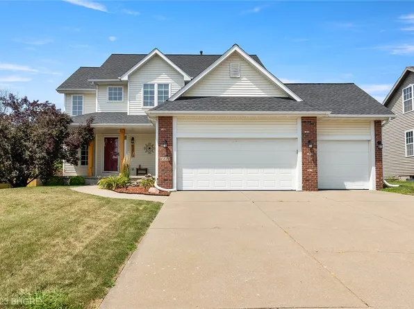 6220 NW 97th St, Johnston, IA 50131