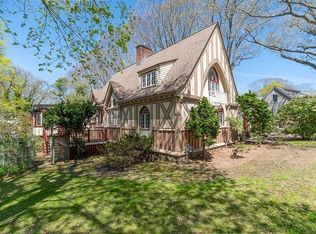 9 Masconomo St, Manchester, MA 01944