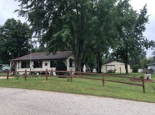 812 S Scott Dr, Farwell, MI 48622