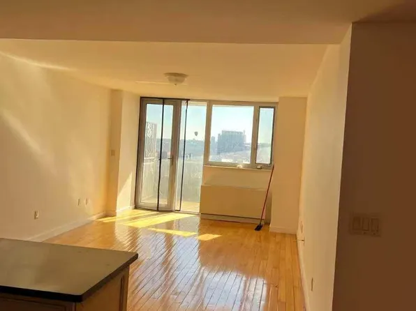 13338 Sanford Avenue #15E, Flushing, NY 11355