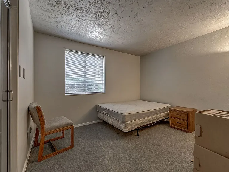 724 W 1720 N #128 — Photo 15
