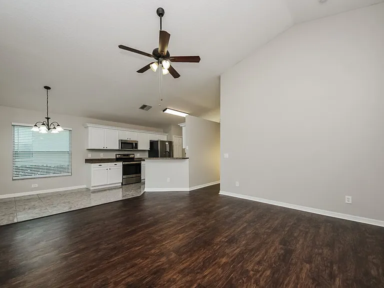 2143 Mallard Creek Cir — Photo 3