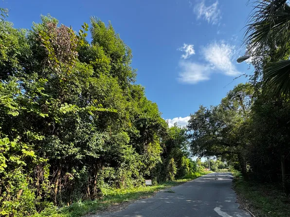 906 Harris Ave, Panama City, FL 32401