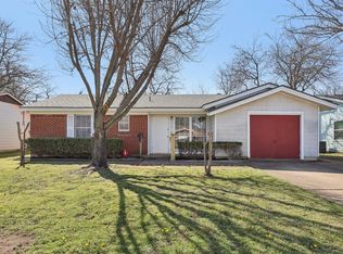 1910 Ridgewood St, Irving, TX 75062