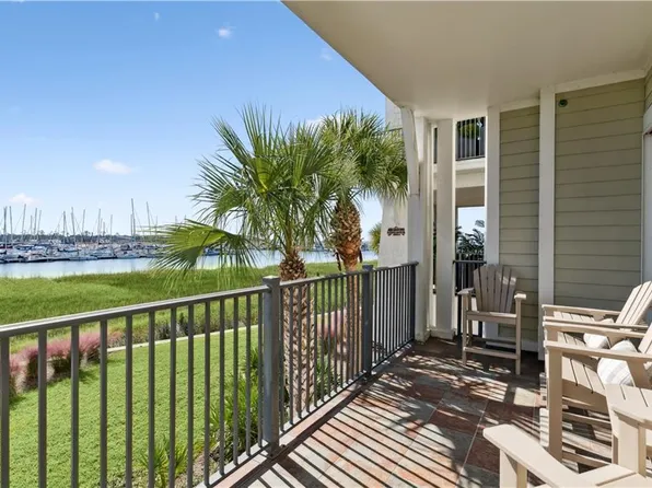 20 Waterfront Dr APT 124, Saint Simons Island, GA 31522