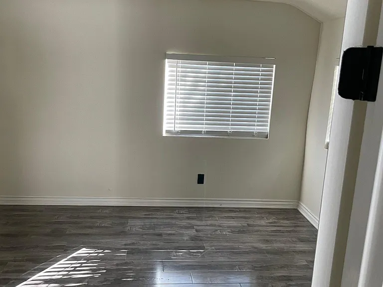 6250 Ethel Ave — Photo 13