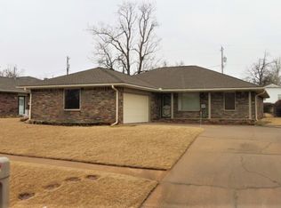 1423 E Cimarron Dr, Stillwater, OK 74075