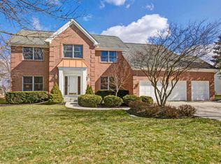 586 Bay Dr, Westerville, OH