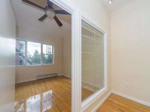 427 Humboldt Street image 25 of 68