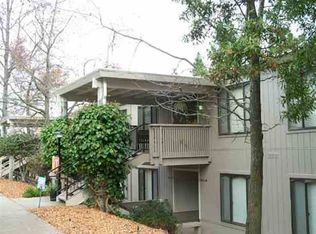 1216 Running Springs Rd #5-2, Walnut Creek, CA 94595