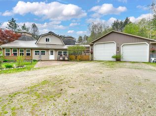 9694 N Lake Rd, Otter Lake, MI 48464