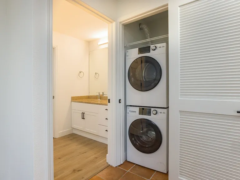 Marlin Cove Apartments — Photo 7