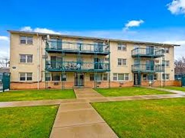 3737-3739 W 63rd St #3737-3B