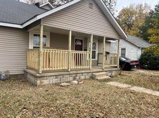1223 N Fremont Ave, Springfield, MO 65802