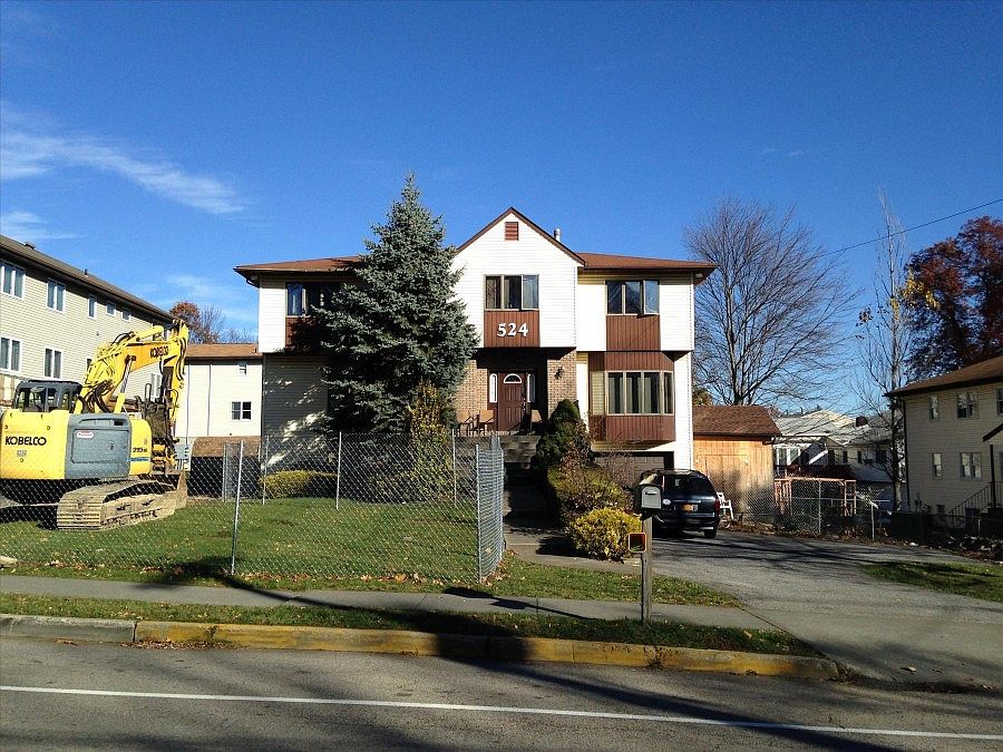 1st image of 524 W Central Ave