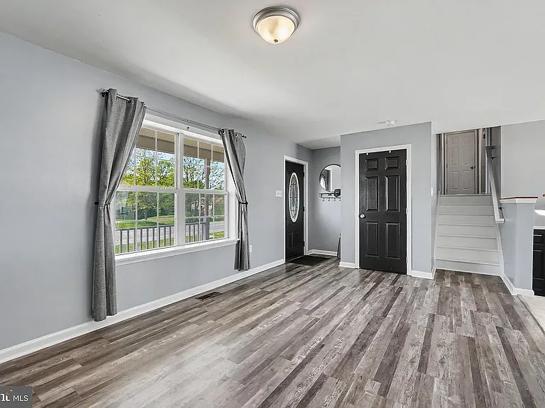 206 Pike Ct — Photo 12