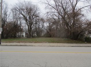 7013 Kinsman Rd, Cleveland, OH 44104