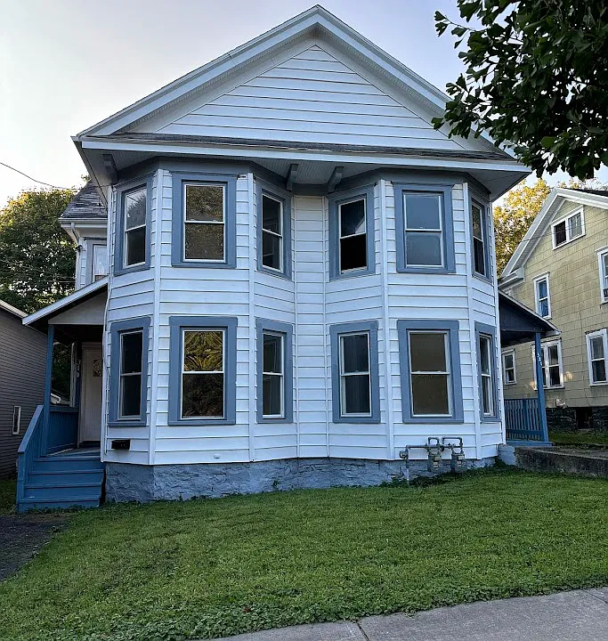 321 Herkimer St #2
