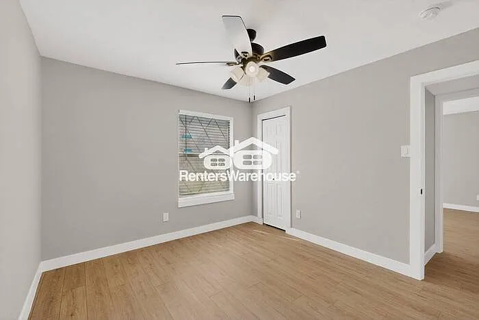 2605 Royal Oaks Dr — Photo 27