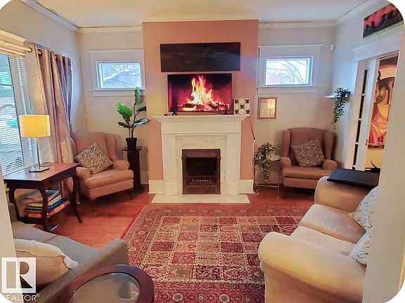 2nd image of 10649 125th St NW
