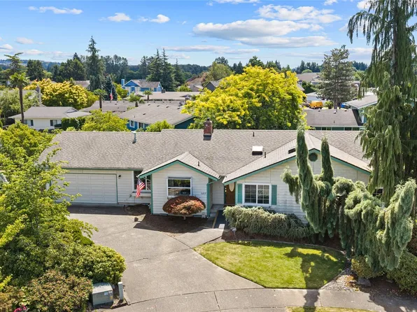6217 152nd Avenue Ct E, Sumner, WA 98390