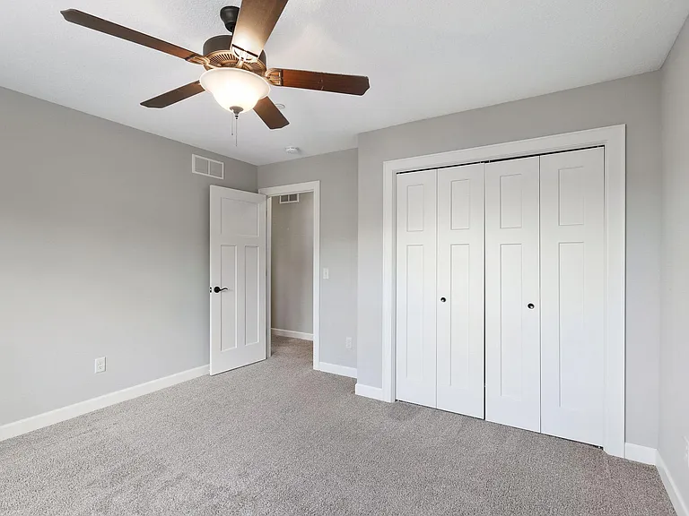 567 Ravencroft Rd — Photo 23