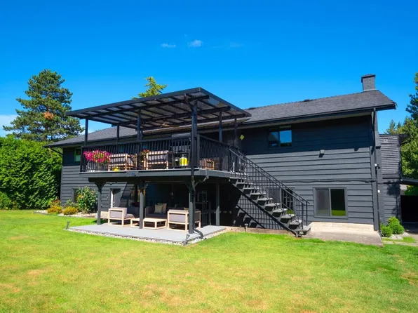 3155 Cardinal Dr, Burnaby, BC V5A 2T5
