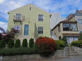 8 W Howe St APT 2, Seattle, WA 98119