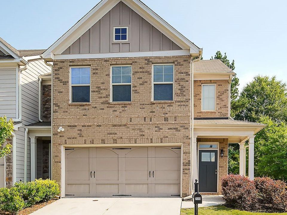 1st image of 2440 Whiteoak Run SE