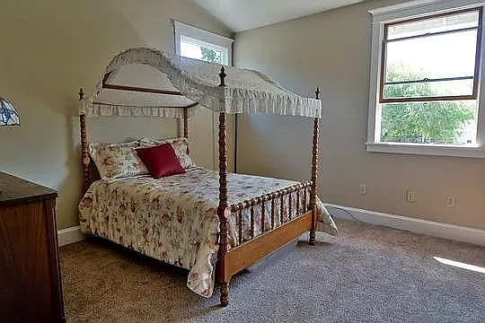 108 Crest Ave — Photo 16
