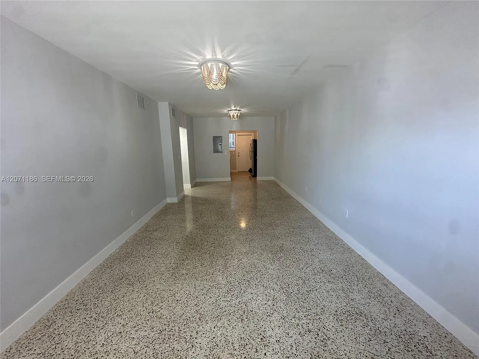 Biscayne Bch Sub — Photo 1