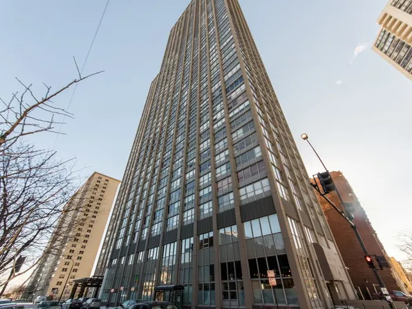 655 W Irving Park Rd APT 5209, Chicago, IL 60613