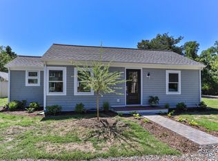 8 River Rd, Pocasset, MA 02559