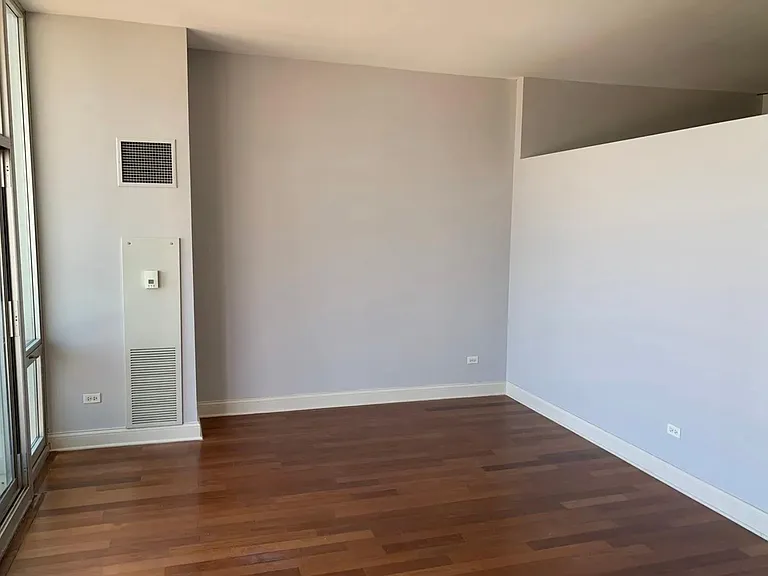 1600 S Indiana Ave #1404 — Photo 4