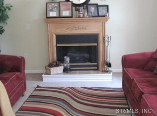 4394 Schmidt Rd, Brighton, IL 62012