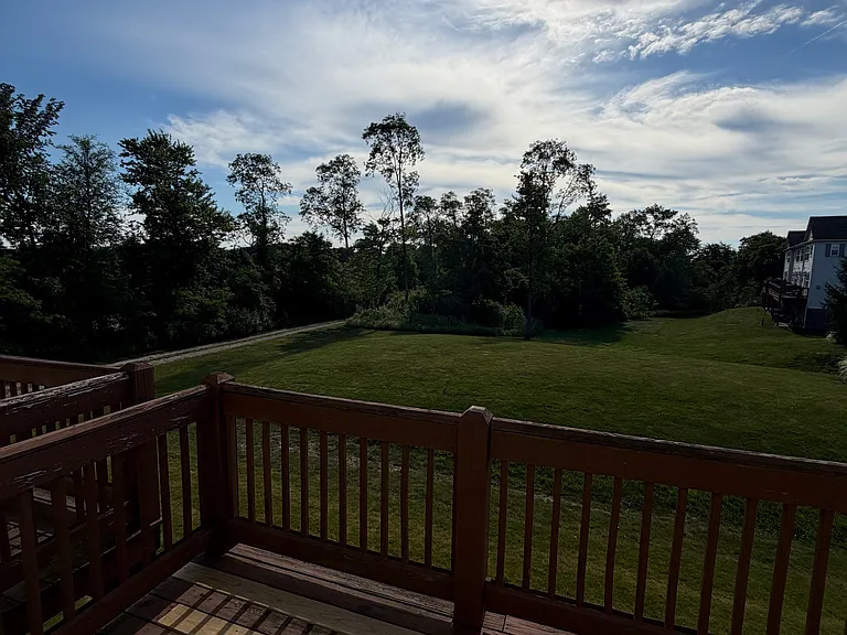 5975 N Pointe Dr — Photo 13