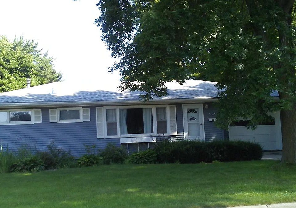 1st image of 518 13th St NE