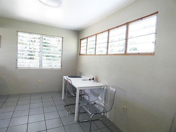 5th image of 37 CALLE CORAL