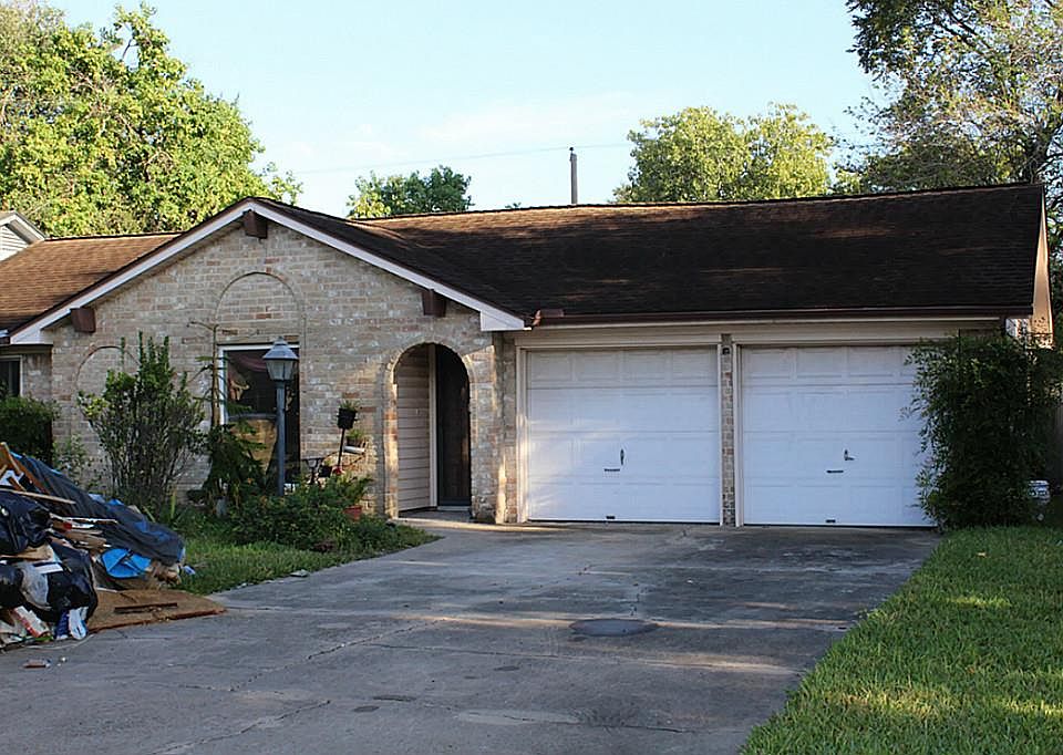 1st image of 11018 Holly Hill Ln