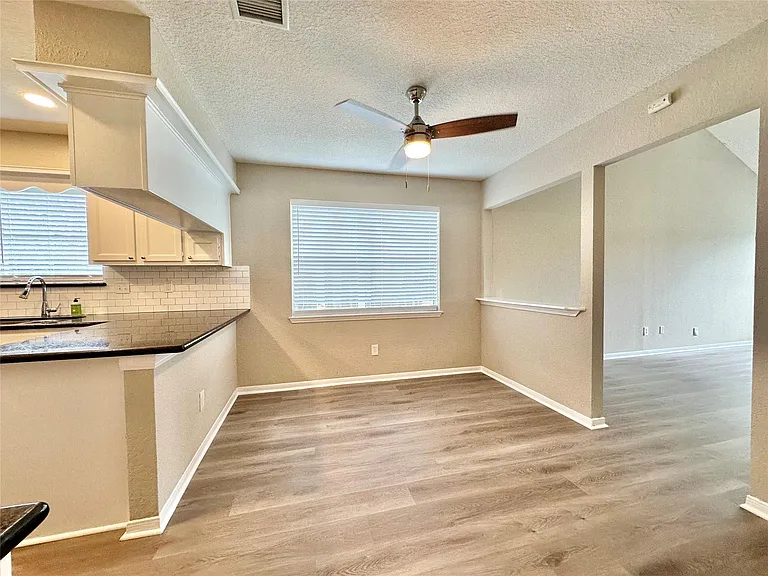 1514 Park Meadow Dr — Photo 5