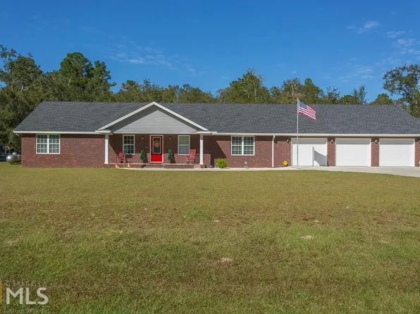 389 Cumberland Rd, Hortense, GA 31543