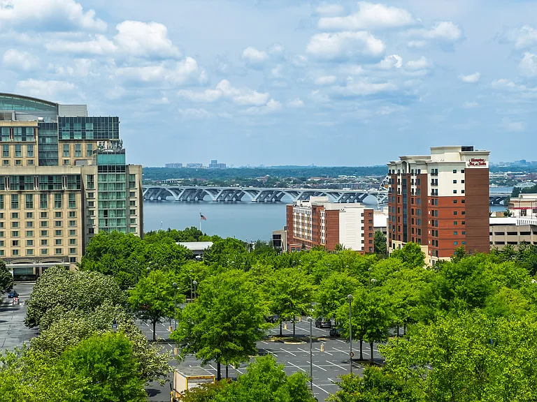 510 Overlook Park Dr #32 — Photo 16