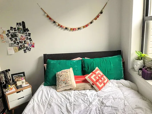 Rented by In Haus LLC | media 24