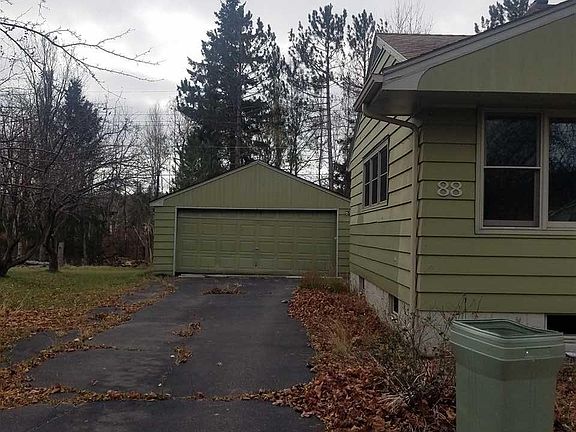 2nd image of 88 Hays Cir