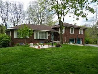 1st image of 830 N 63rd St